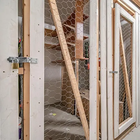 Levin Keskusta, Skimbaajankuja 5 A7